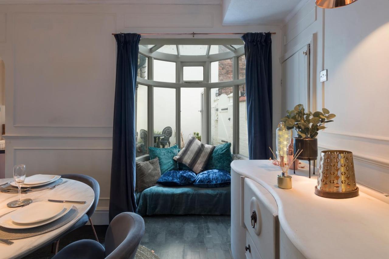 In The Heart Of Chester, Historical & Stylish Exterior foto